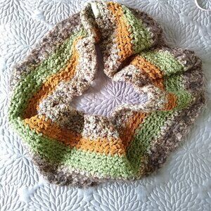 vintage y2k hand crochet chenille cozy infinity scarf NWOT